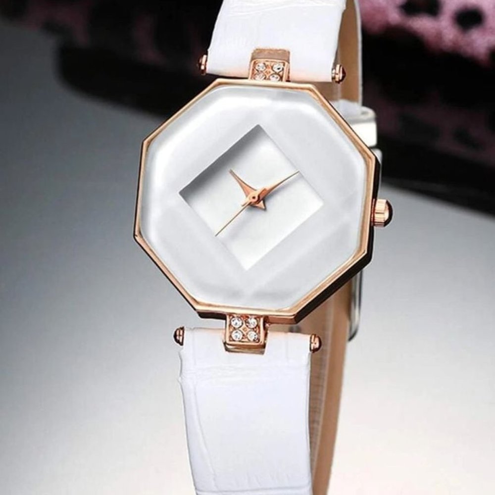 New Polygon Pointer Quartz Watch in box